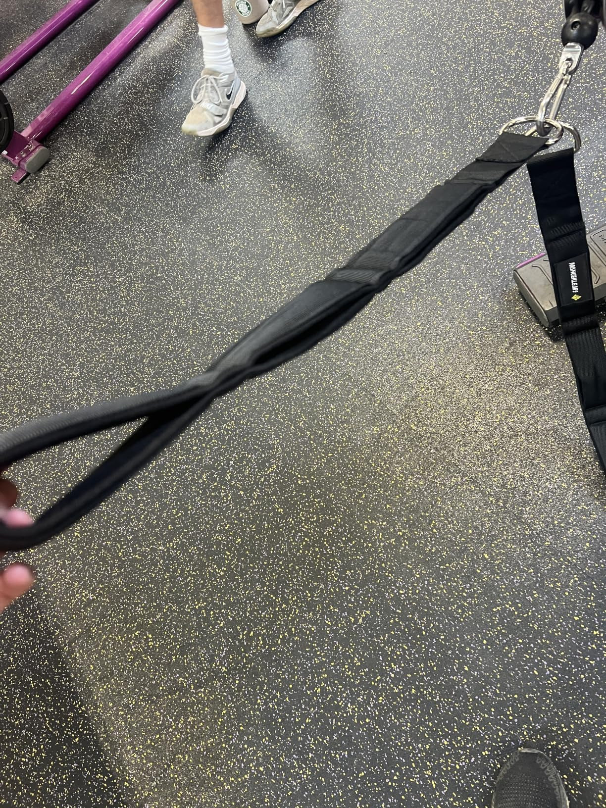 MANUEKLEAR 3-Grip Black - Cable rope extended during training