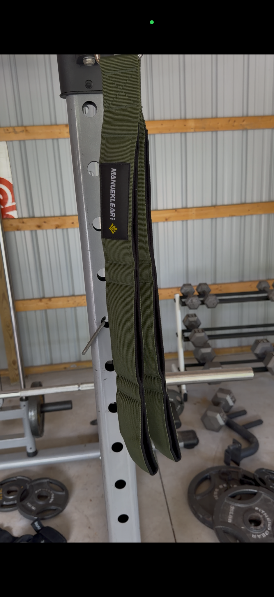 MANUEKLEAR 3-Grip Olive Green - Olive rope hanging on home gym